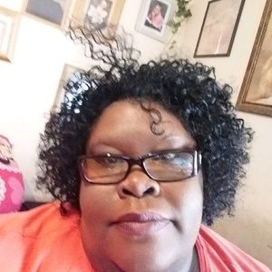 Meet your Posher, Takela